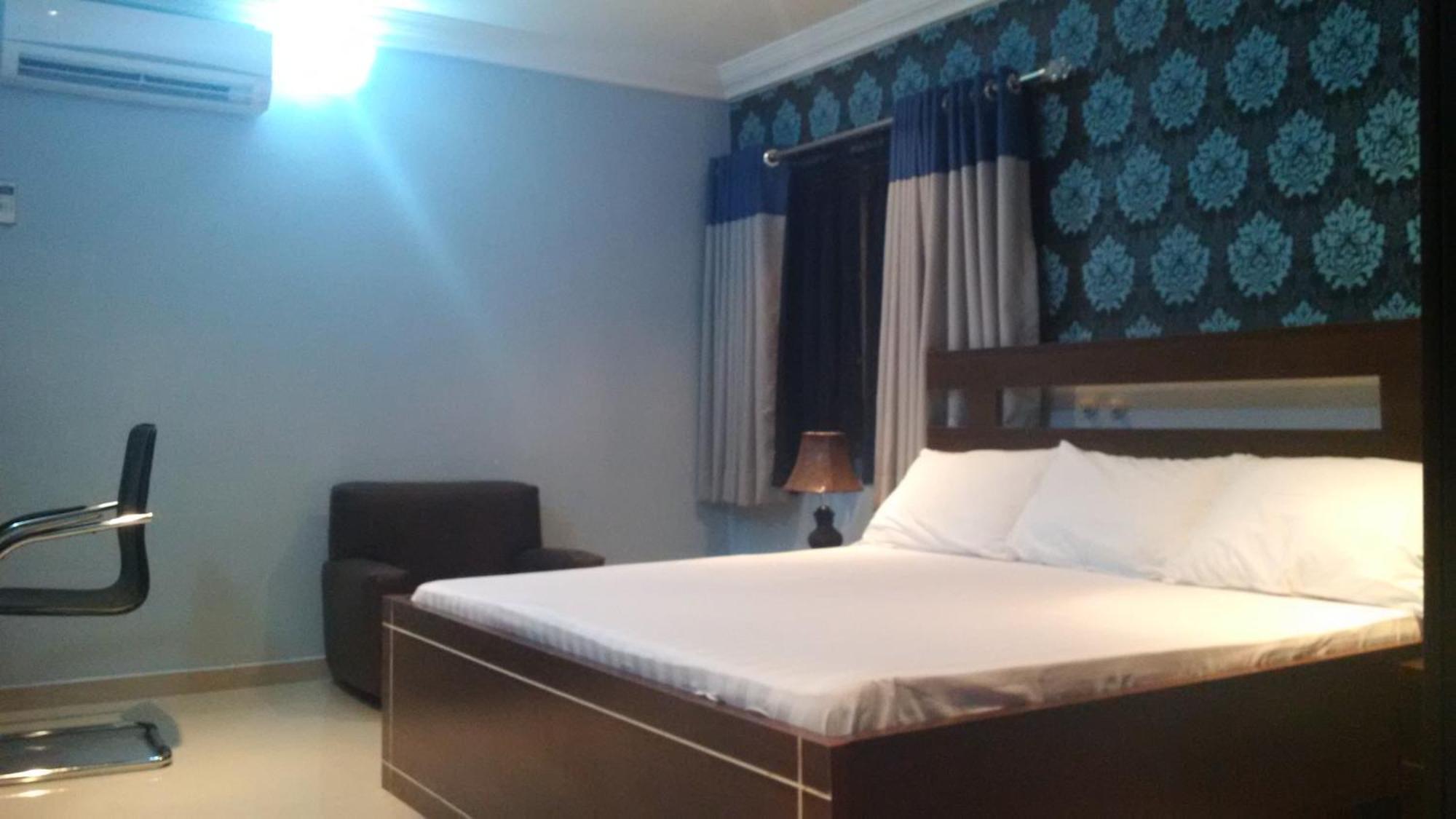 Haute Aparthotel Ikeja Rum bild
