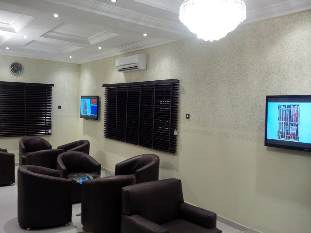 Haute Aparthotel Ikeja Exteriör bild